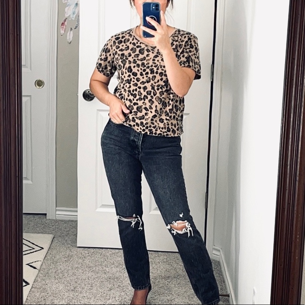 AMO Leopard Classic Tee